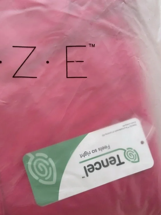 KOZE Jaclyn Hill The Lounge with Me Set Long Sleeve Boudoir Red Pink Size XL - Picture 4 of 6